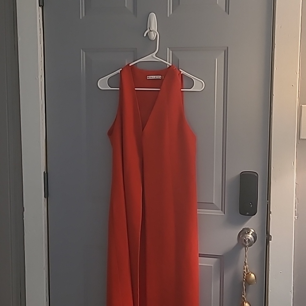 ALICE AND OlIVIA sleeveless coat Red